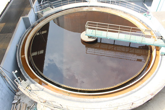 污水處理設(shè)備 拷貝.jpg